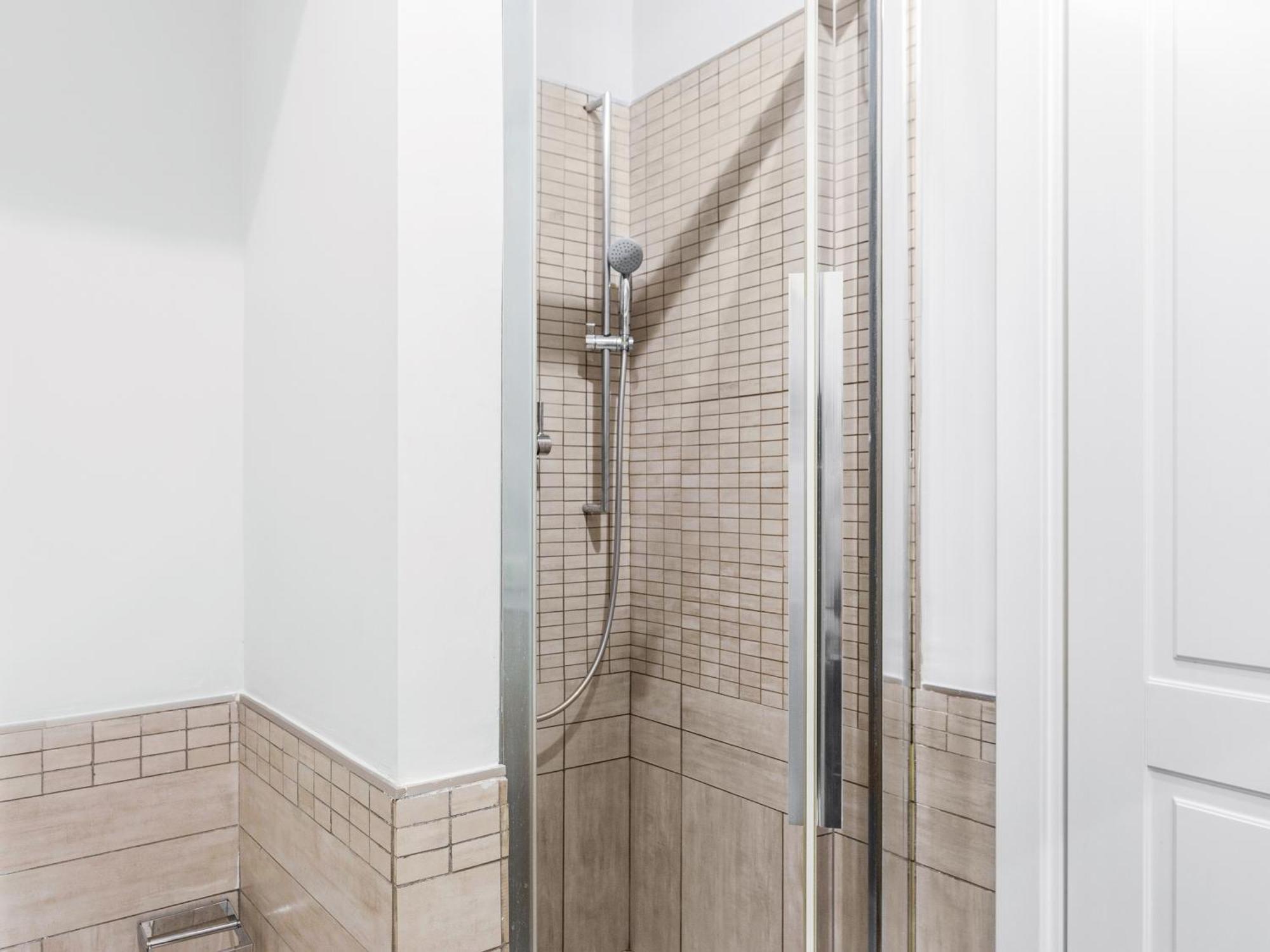 Numa Vici Aparthotel 2*